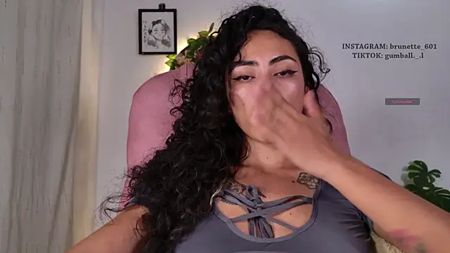paula_brunette live