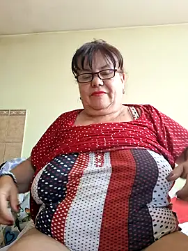 HotMilf80 live