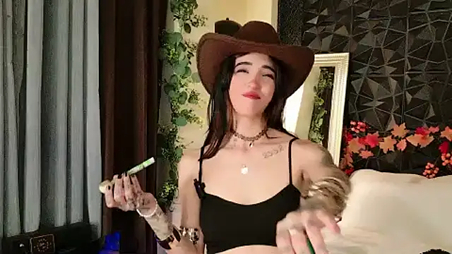 Ari-Nana live