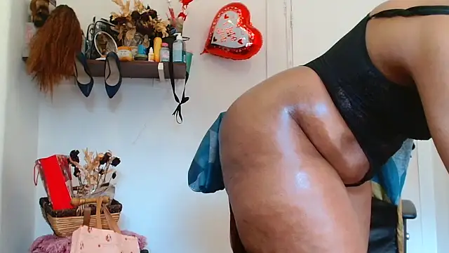 xTALLSEXYBUMx live