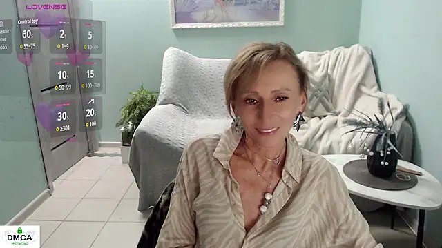 HornyMilf_777 live
