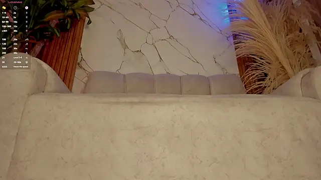 sara_gwen live