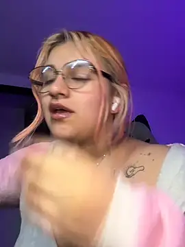 Sophia_Weest99 live