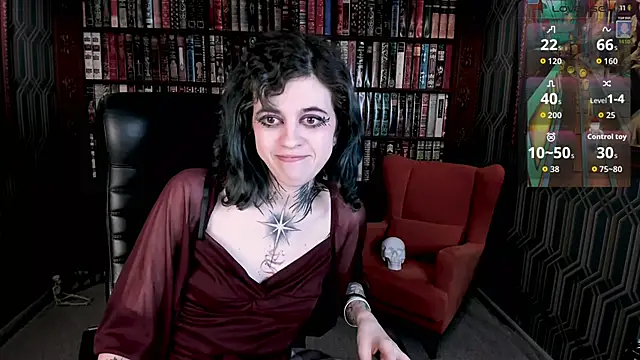 NoelleGothicShadow live