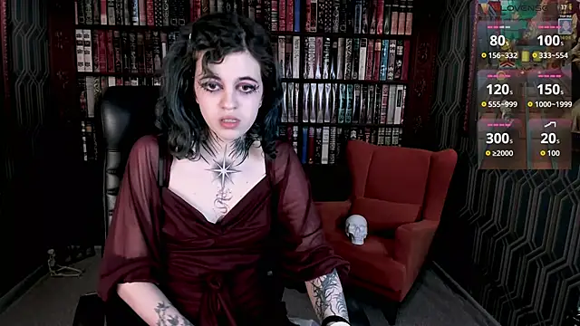 NoelleGothicShadow live