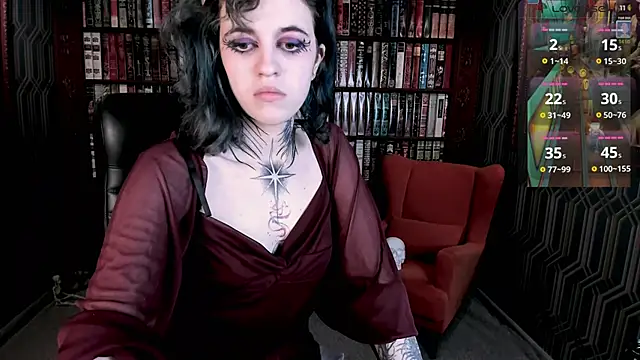 NoelleGothicShadow live