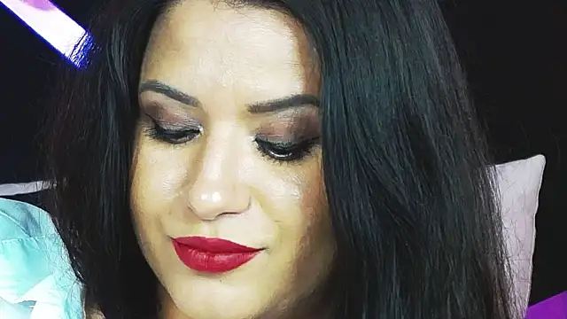 EssenaMonroe live
