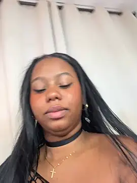 Giulia_valencia live