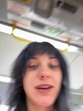 Only_April live