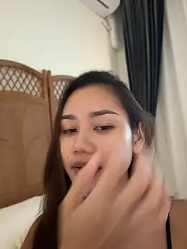SweetThaiGirlfriend live