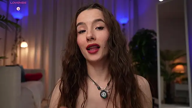 Amely_Young live