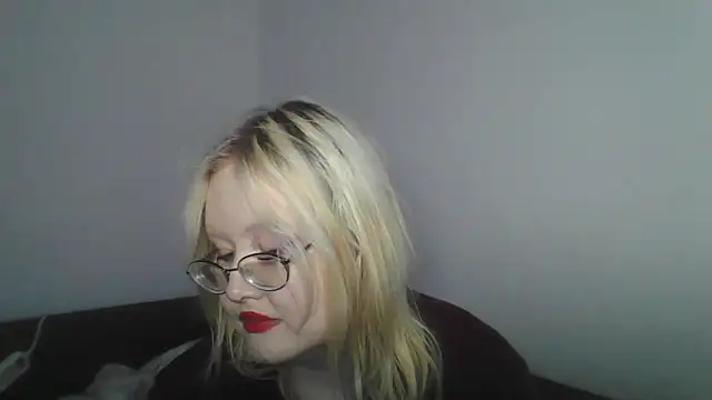 Elayne_Sweet live