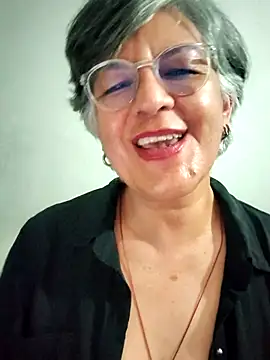 ilonna2025 live