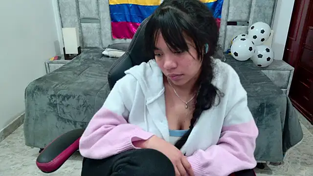 laureentt_ live