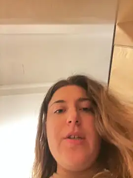 kate_nicepops333221 live