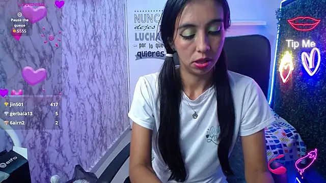 sandra_petite19 live