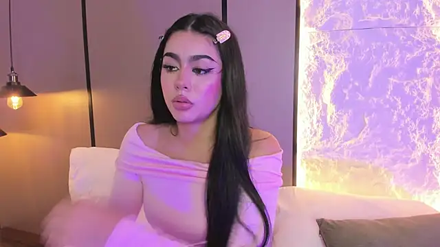 elara_bloom_ profile