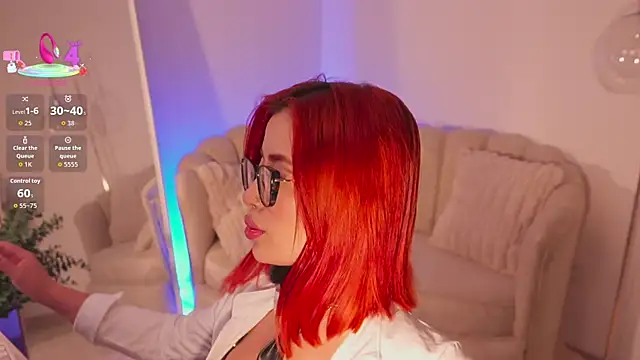 MadelineFox live