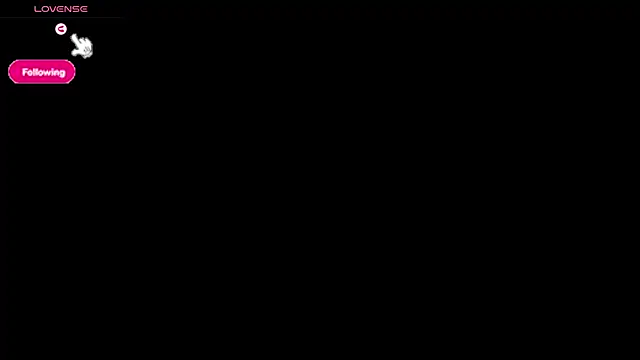 KylieVennet live
