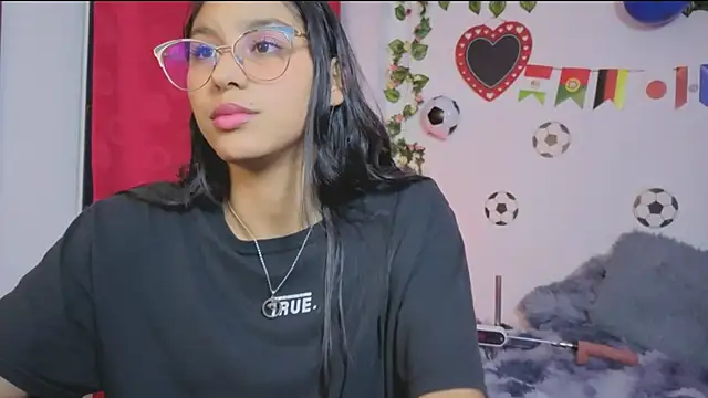 PaulaCutexs live