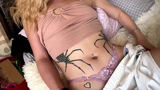 JeneeEady live
