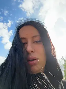 AdinaKan live