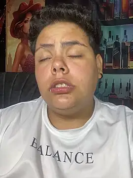 Hailey_Curvy live