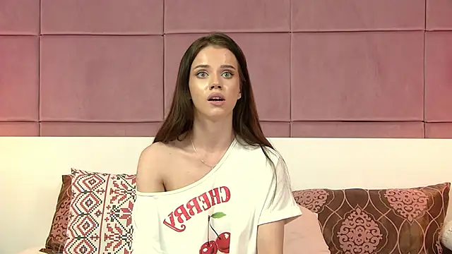 LunnaHayes live