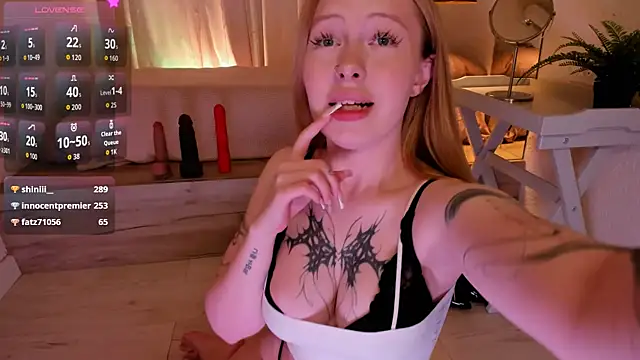 Veronika_Blush live