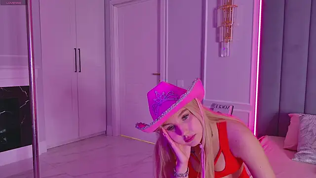 Sky_Cutie live