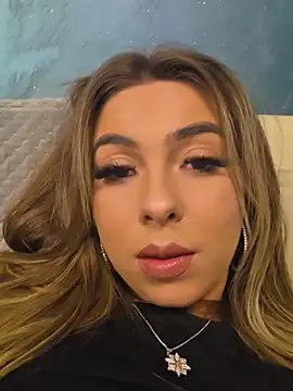 AylinRosee live