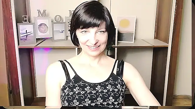 _AngeliaFlow_ live