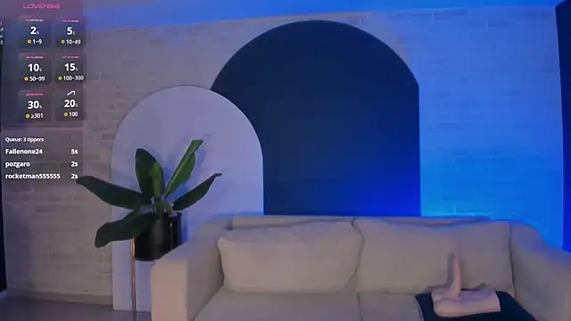 CandaseRussell live