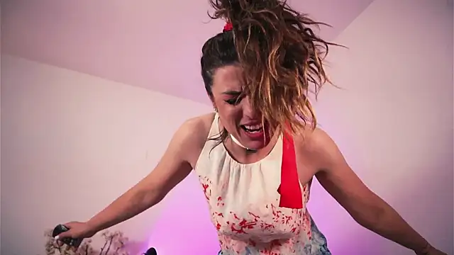 Misslullu live