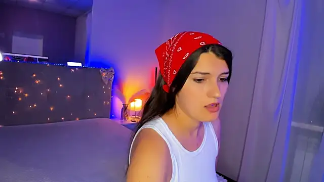 Laura_Leee live