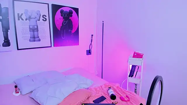 EmmyCastillo live