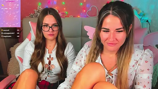 hotty_girls_here live