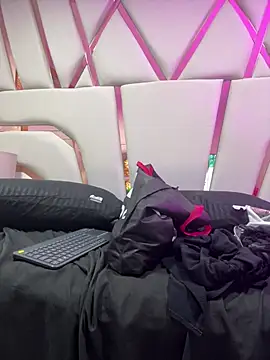 Amelia_kingsley live