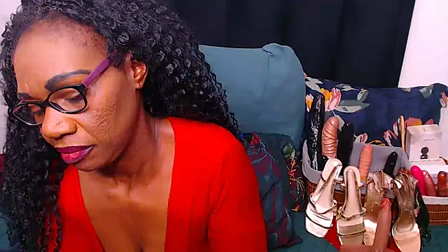 sexybootylicious live
