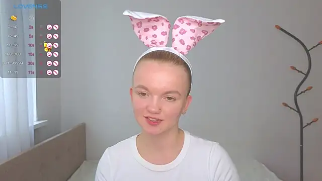 StellaBunny live