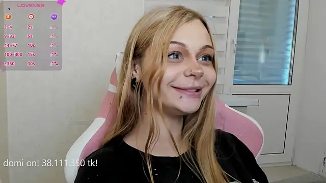 MelonyEmo live