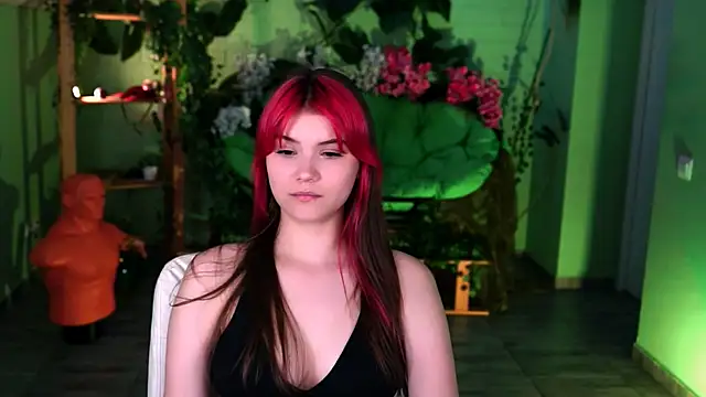 EvaThopson live