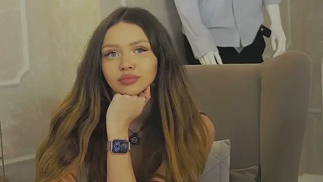 MelanieSutton live