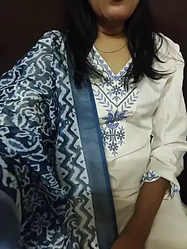 Shanaya_001 live