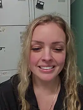 Bridgette03 live