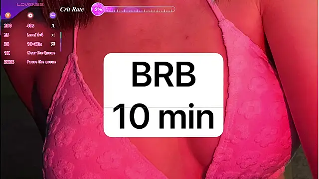 Karolinacreamm live