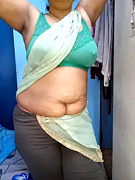 tamil_sarah live