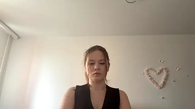 LauranAngelbeck live