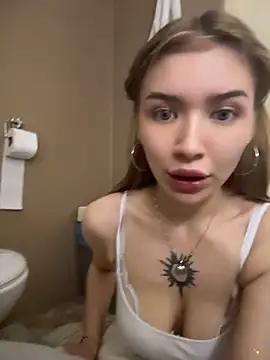 FlashTitsRoyal live