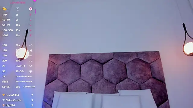 emily_nova_ live
